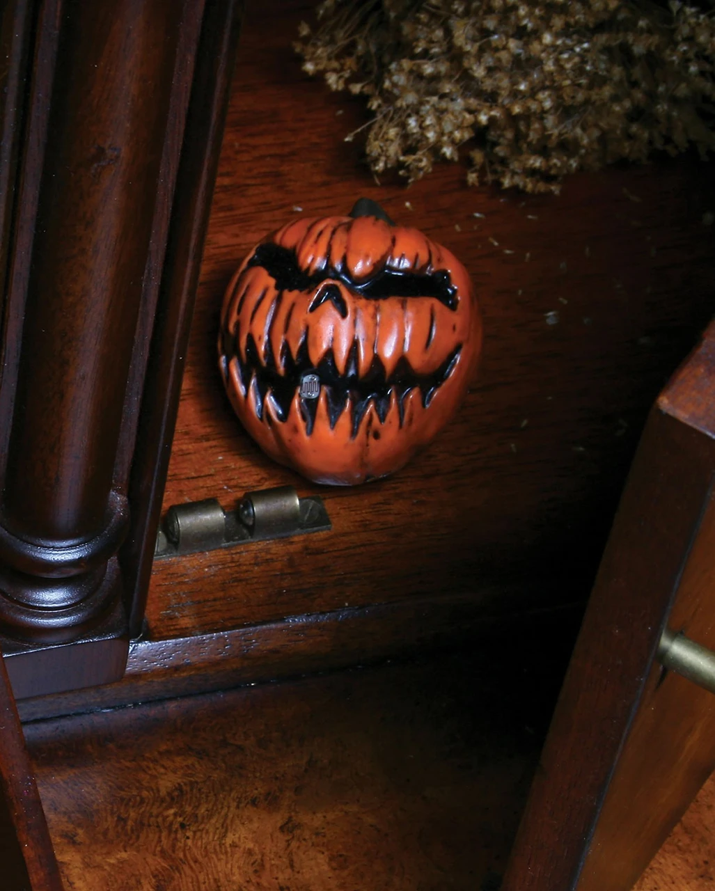 Hidden Screamer Pumpkin Mit Sound 2 Hidden Screamer Pumpkin Mit Sound – Bild 2