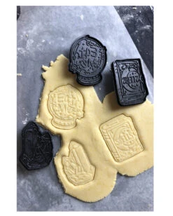 KILLSTAR Witchy Cookie Ausstechformen -Schattenfest Verkäufe killstar witchy cookie ausstechformen killstar witchy cookie cutters gothic accessoires gothic deko 50323 04