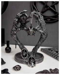 Baphomet Pentagramm Anhänger Mit Kette 7 Baphomet Pentagramm Anhänger Mit Kette -Schattenfest Verkäufe skeletthand mit herz schmuckhalter skeleton hand with heart jewellery stand 50300 08